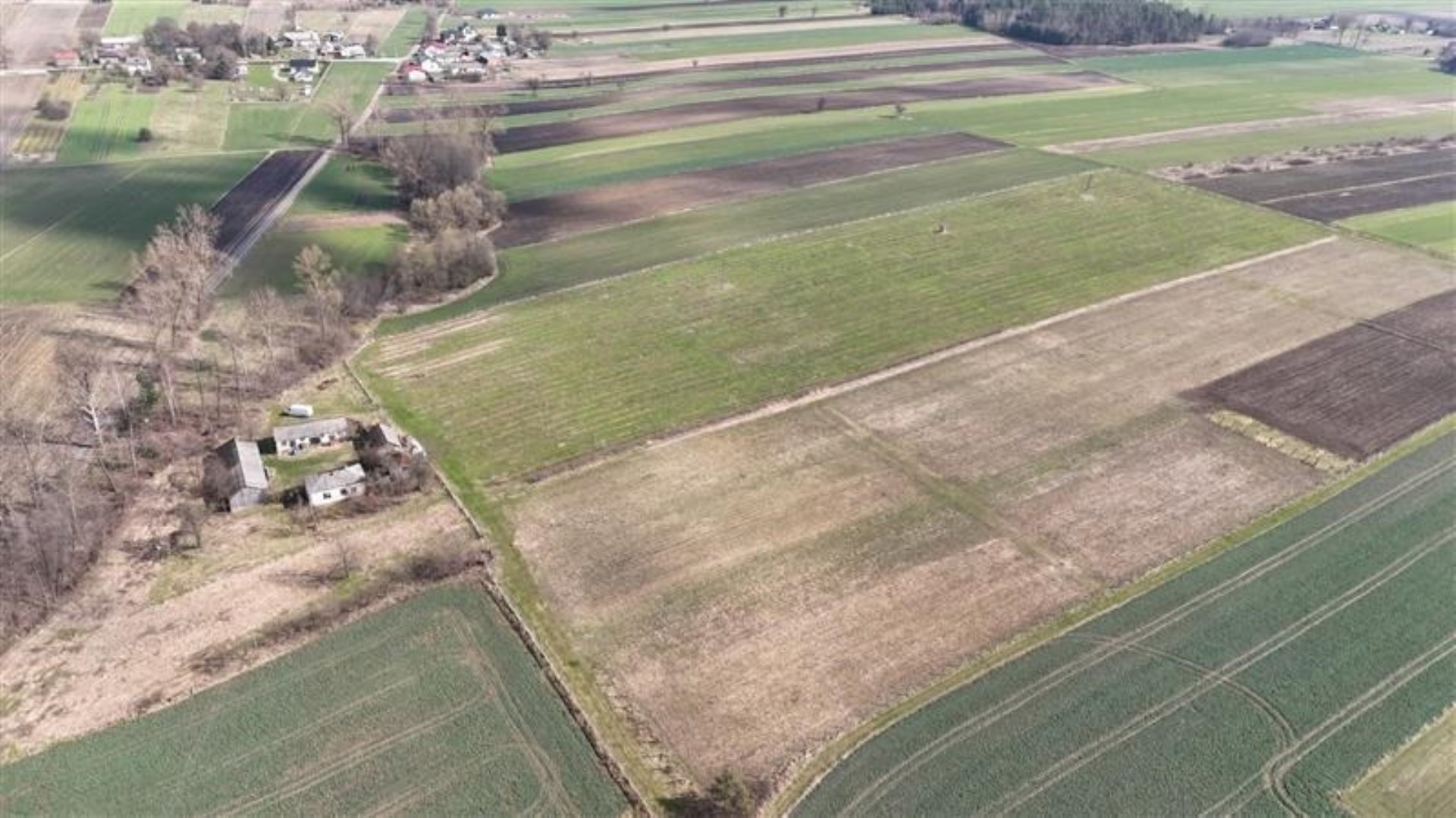 Działka na sprzedaż